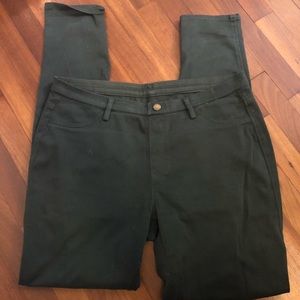 Olive green Uniqlo Leggings
